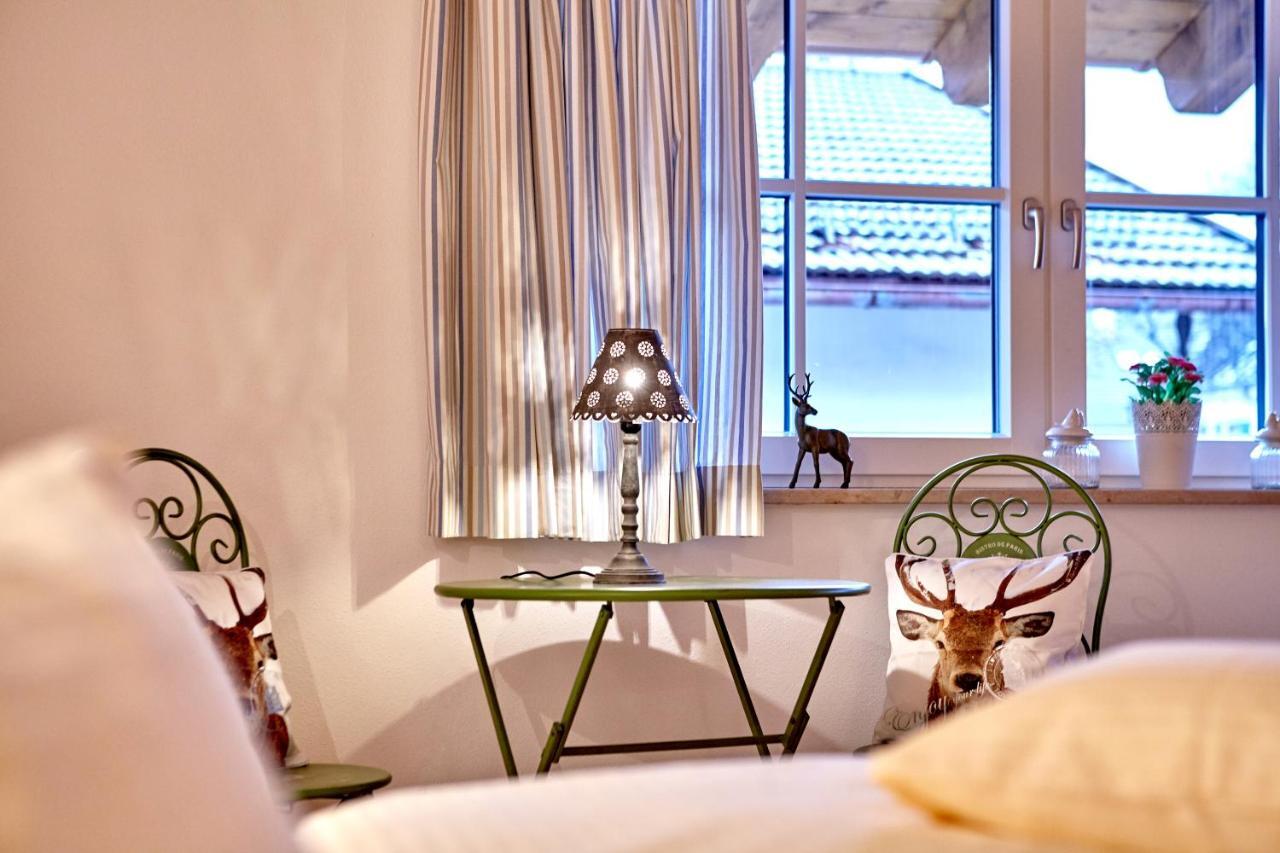 Ferienwohnung Eckbauer Garmisch-Partenkirchen Zimmer foto
